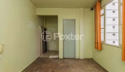 Kitnet / Stúdio à venda na Rua Coronel Vicente, 442, Centro Histórico, Porto Alegre, 17 m2 por R$ 98.000