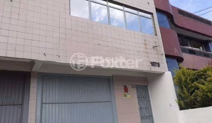 Barracão / Galpão / Depósito à venda na Rua Doutor João Inácio, 1079, Navegantes, Porto Alegre, 127 m2 por R$ 680.000