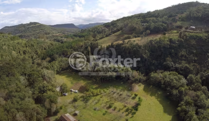 Terreno comercial à venda na Rua Rs, S/N, Araripe, Gramado, 24000 m2 por R$ 1.600.000