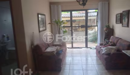 Casa com 4 quartos à venda na Rua Dona Oti, 60, Petrópolis, Porto Alegre, 270 m2 por R$ 900.000