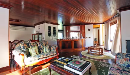 Casa com 6 quartos à venda na Avenida da Cavalhada, 5205, Cavalhada, Porto Alegre, 888 m2 por R$ 3.830.000
