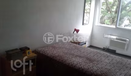 Apartamento com 2 quartos à venda na Rua Marechal Hermes, 155, Camaquã, Porto Alegre, 53 m2 por R$ 180.000