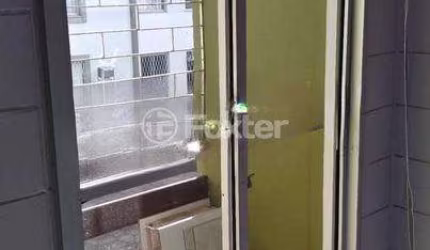 Apartamento com 2 quartos à venda na Rua Capitão Amarante Xavier, 45, Vila Nova, Porto Alegre, 52 m2 por R$ 170.000