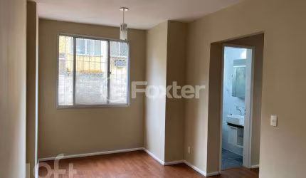 Apartamento com 2 quartos à venda na Rua Professor Carvalho Freitas, 737, Teresópolis, Porto Alegre, 54 m2 por R$ 230.000