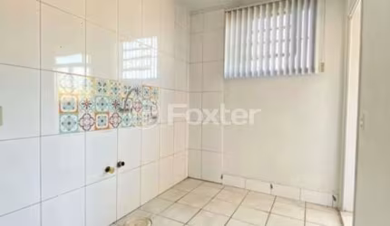 Apartamento com 2 quartos à venda na Rua Padre João Batista Reus, 3347, Camaquã, Porto Alegre, 54 m2 por R$ 155.000