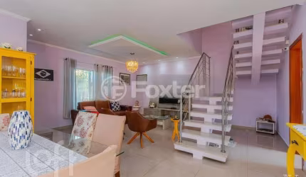 Casa com 4 quartos à venda na Avenida Edu Las-Casas, 312, Parque Santa Fé, Porto Alegre, 240 m2 por R$ 760.000