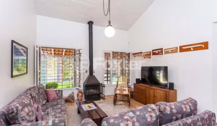 Casa com 3 quartos à venda na Rua Luiz Batista Bertaco, 15, Serraria, Porto Alegre, 286 m2 por R$ 980.000