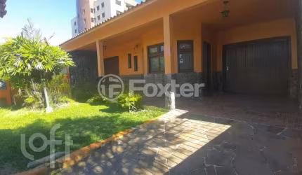 Casa com 3 quartos à venda na Rua Camaquã, 501, Camaquã, Porto Alegre, 151 m2 por R$ 718.000