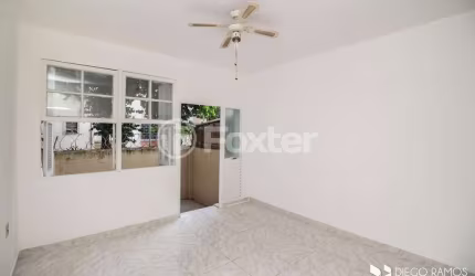 Apartamento com 1 quarto à venda na Rua Doutor Voltaire Pires, 485, Santo Antônio, Porto Alegre, 24 m2 por R$ 130.000