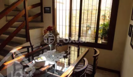 Casa em condomínio fechado com 3 quartos à venda na Rua Catumbi, 301, Medianeira, Porto Alegre, 215 m2 por R$ 625.000