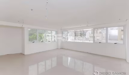 Sala comercial com 1 sala à venda na Rua Eudoro Berlink, 646, Auxiliadora, Porto Alegre, 51 m2 por R$ 430.000