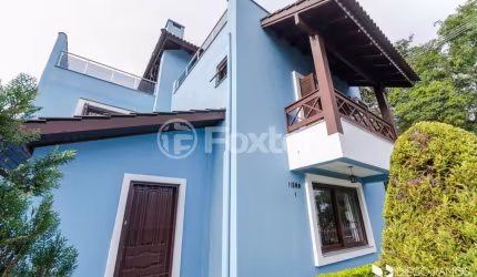 Casa com 3 quartos à venda na Avenida Guaíba, 11800, Ipanema, Porto Alegre, 248 m2 por R$ 1.000.000