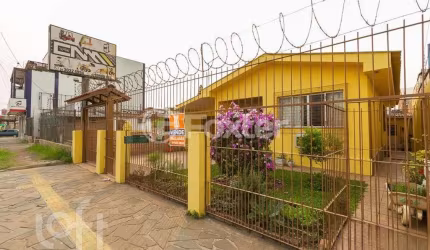 Casa com 3 quartos à venda na Avenida Getúlio Vargas, 2061, Niterói, Canoas, 145 m2 por R$ 550.000