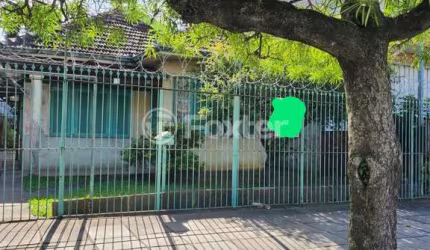 Terreno à venda na Rua Dona Sebastiana, 305, São João, Porto Alegre, 454 m2 por R$ 420.000