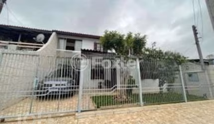 Casa com 5 quartos à venda na Quadra GG Dois, 25, Guajuviras, Canoas, 200 m2 por R$ 390.000