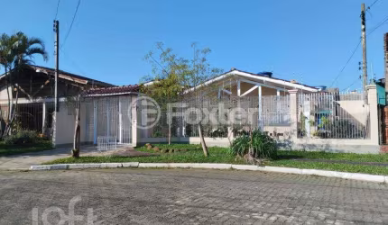 Casa com 4 quartos à venda na Rua das Alfazemas, 37, Harmonia, Canoas, 145 m2 por R$ 550.000
