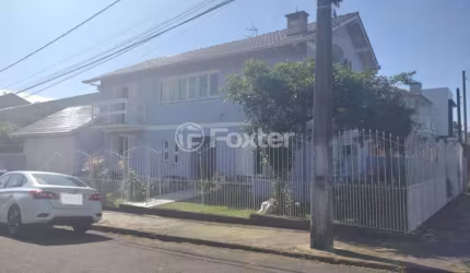 Casa com 3 quartos à venda na Rua Clóvis Pestana, 799, Vila Imbui, Cachoeirinha, 201 m2 por R$ 790.000