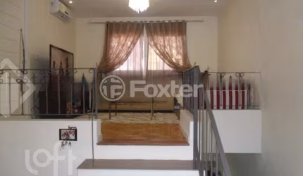Casa com 4 quartos à venda na Rua Paulino Chaves, 660, Santo Antônio, Porto Alegre, 140 m2 por R$ 500.000