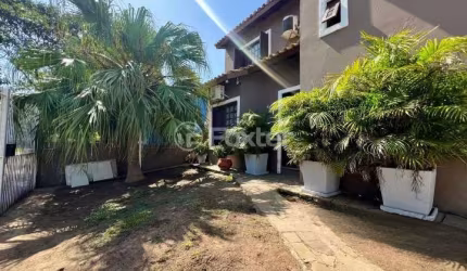 Casa com 3 quartos à venda na Rua Doutora Noemi Valle Rocha, 430, Serraria, Porto Alegre, 139 m2 por R$ 890.000
