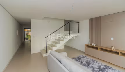 Casa com 3 quartos à venda na Rua Matias José Bins, 1217, Chácara das Pedras, Porto Alegre, 210 m2 por R$ 1.100.000
