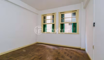 Apartamento com 2 quartos à venda na Rua Ernesto Alves, 65, Floresta, Porto Alegre, 72 m2 por R$ 213.750