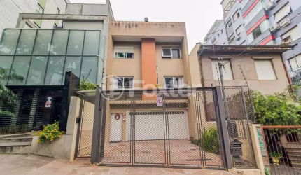 Casa com 4 quartos à venda na Avenida Mariland, 642, Auxiliadora, Porto Alegre, 233 m2 por R$ 2.700.000