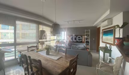 Apartamento com 3 quartos à venda na Rua Nunes Machado, 319, Azenha, Porto Alegre, 90 m2 por R$ 740.000