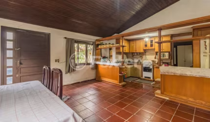 Casa comercial com 2 salas à venda na Rua Fernando Strehlau, 175, Jardim Itu Sabará, Porto Alegre, 235 m2 por R$ 520.000