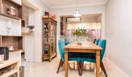 Apartamento com 3 quartos à venda na Avenida da Cavalhada, 4760, Cavalhada, Porto Alegre, 71 m2 por R$ 319.900
