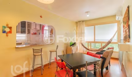 Apartamento com 2 quartos à venda na Avenida Fábio Araújo Santos, 1391, Nonoai, Porto Alegre, 60 m2 por R$ 240.000