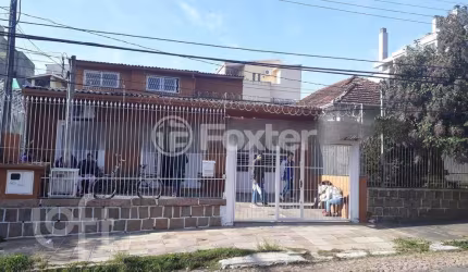 Casa com 4 quartos à venda na Rua Fátima, 263, Partenon, Porto Alegre, 240 m2 por R$ 580.000