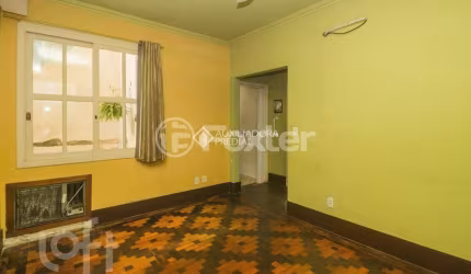 Apartamento com 2 quartos à venda na Rua Sete de Abril, 445, Floresta, Porto Alegre, 90 m2 por R$ 300.000