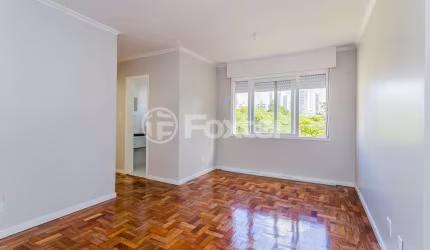 Apartamento com 2 quartos à venda na Rua Sapê, 670, Passo da Areia, Porto Alegre, 58 m2 por R$ 239.000