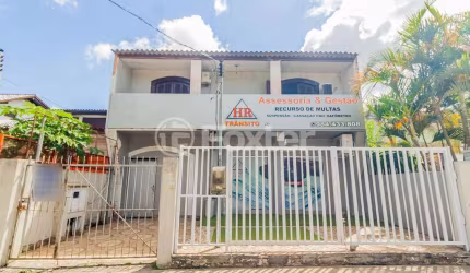 Casa comercial com 2 salas à venda na Avenida José Gertum, 62, Chácara das Pedras, Porto Alegre, 290 m2 por R$ 1.150.000