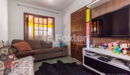 Casa com 2 quartos à venda na Rua Engenheiro Alberto Henrique Kruse, 13, Farrapos, Porto Alegre, 57 m2 por R$ 500.000