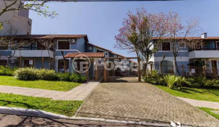 Casa em condomínio fechado com 3 quartos à venda na Rua Upamaroti, 100, Cristal, Porto Alegre, 139 m2 por R$ 680.000