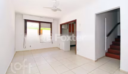 Casa em condomínio fechado com 3 quartos à venda na Rua Jataí, 267, Cristal, Porto Alegre, 130 m2 por R$ 380.000