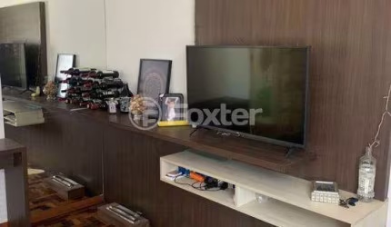 Apartamento com 2 quartos à venda na Rua Carlos Ferreira, 165, Teresópolis, Porto Alegre, 51 m2 por R$ 215.000