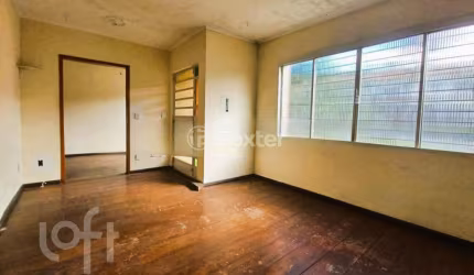 Casa com 3 quartos à venda na Avenida Luiz Moschetti, 510, Vila João Pessoa, Porto Alegre, 280 m2 por R$ 649.000