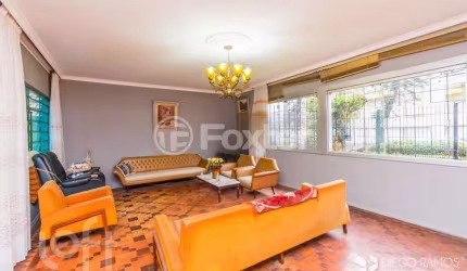Casa com 4 quartos à venda na Rua Visconde de Duprat, 43, Petrópolis, Porto Alegre, 254 m2 por R$ 1.600.000