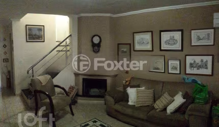 Casa com 3 quartos à venda na Rua Marina Sirângelo Castello, 49, Jardim Itu Sabará, Porto Alegre, 249 m2 por R$ 750.000