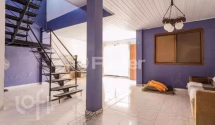Casa em condomínio fechado com 3 quartos à venda na Avenida Vicente Monteggia, 1020, Cavalhada, Porto Alegre, 290 m2 por R$ 700.000