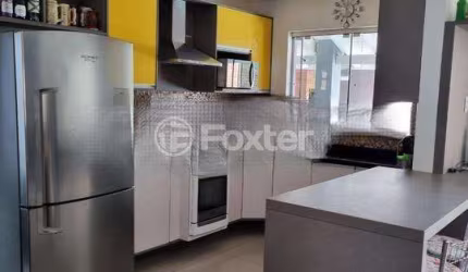 Casa com 3 quartos à venda na Rua Olegário Dias Maciel, 78, Espírito Santo, Porto Alegre, 217 m2 por R$ 685.000