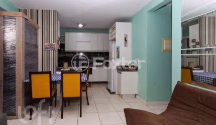Casa com 2 quartos à venda na Avenida do Nazario, 2111, Olaria, Canoas, 110 m2 por R$ 320.000