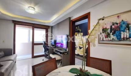 Apartamento com 2 quartos à venda na Rua Faria Santos, 387, Petrópolis, Porto Alegre, 60 m2 por R$ 500.000
