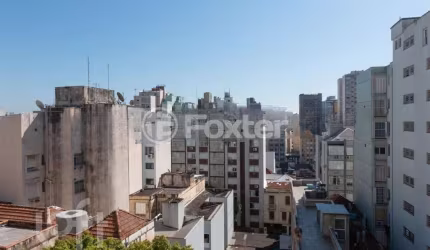 Apartamento com 3 quartos à venda na Rua Duque de Caxias, 888, Centro Histórico, Porto Alegre, 58 m2 por R$ 331.000