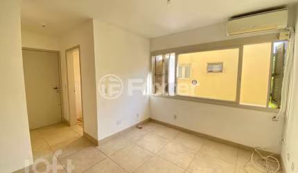 Kitnet / Stúdio à venda na Travessa Tuyuty, 53, Centro Histórico, Porto Alegre, 31 m2 por R$ 180.000