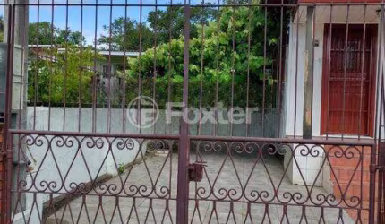 Casa com 2 quartos à venda na Rua Doutor Paulino Guerra, 186, Jardim Itu Sabará, Porto Alegre, 48 m2 por R$ 350.000