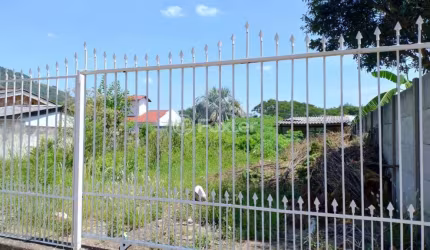 Terreno à venda na Rua Doutor José Carlos Caccia Kaiser, 45, Petrópolis, Porto Alegre, 410 m2 por R$ 332.500