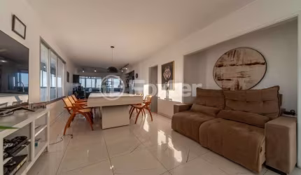 Cobertura com 5 quartos à venda na Avenida Senador Salgado Filho, 359, Centro Histórico, Porto Alegre, 286 m2 por R$ 380.000